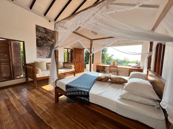 C Beyond Nilaveli Hotel Екстериор снимка