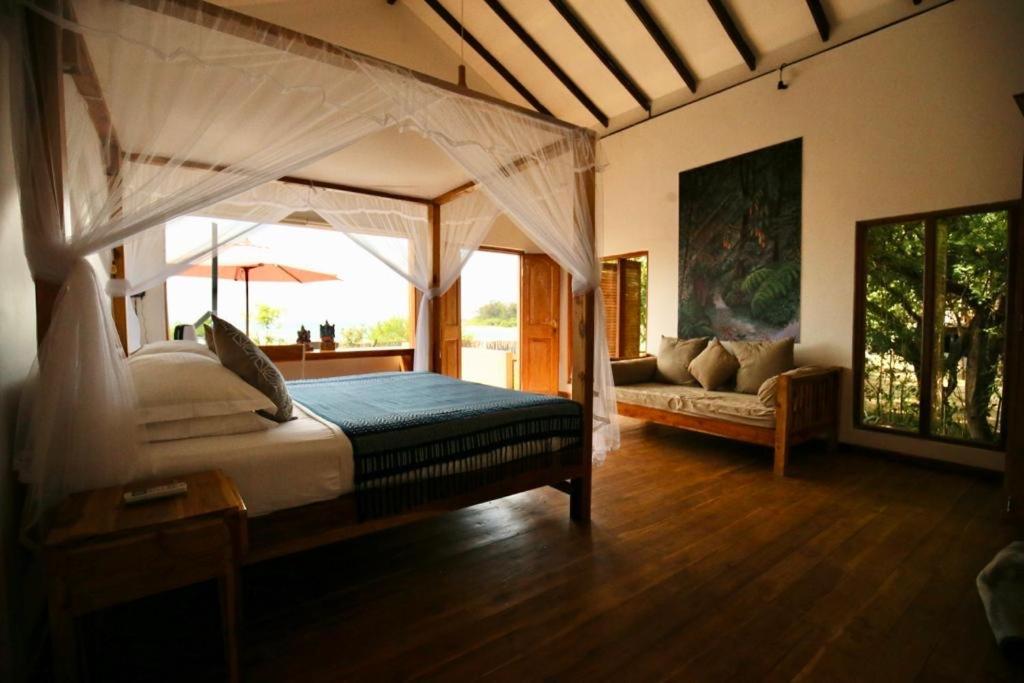 C Beyond Nilaveli Hotel Екстериор снимка