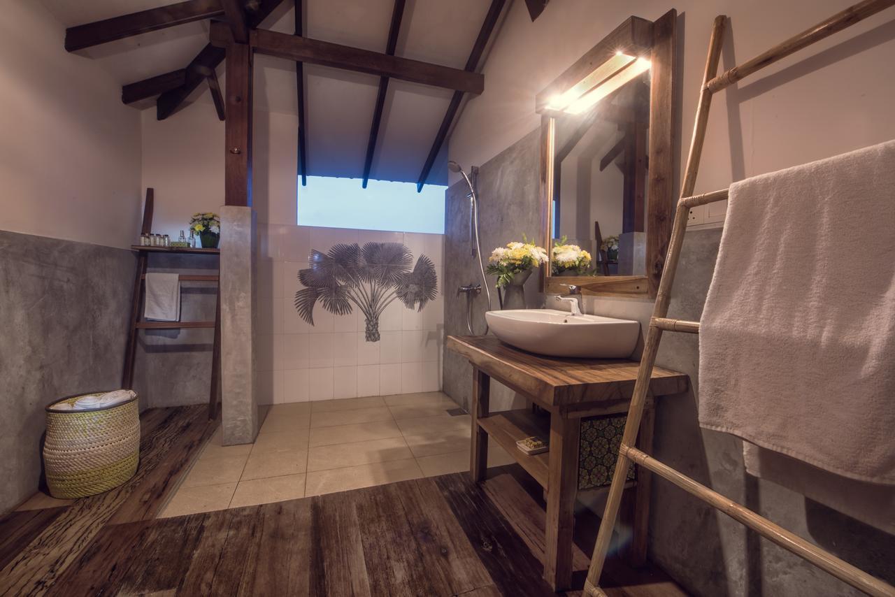 C Beyond Nilaveli Hotel Екстериор снимка